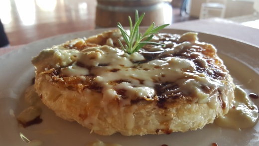 preview della video ricetta: Tarte Tatin di Cipolle